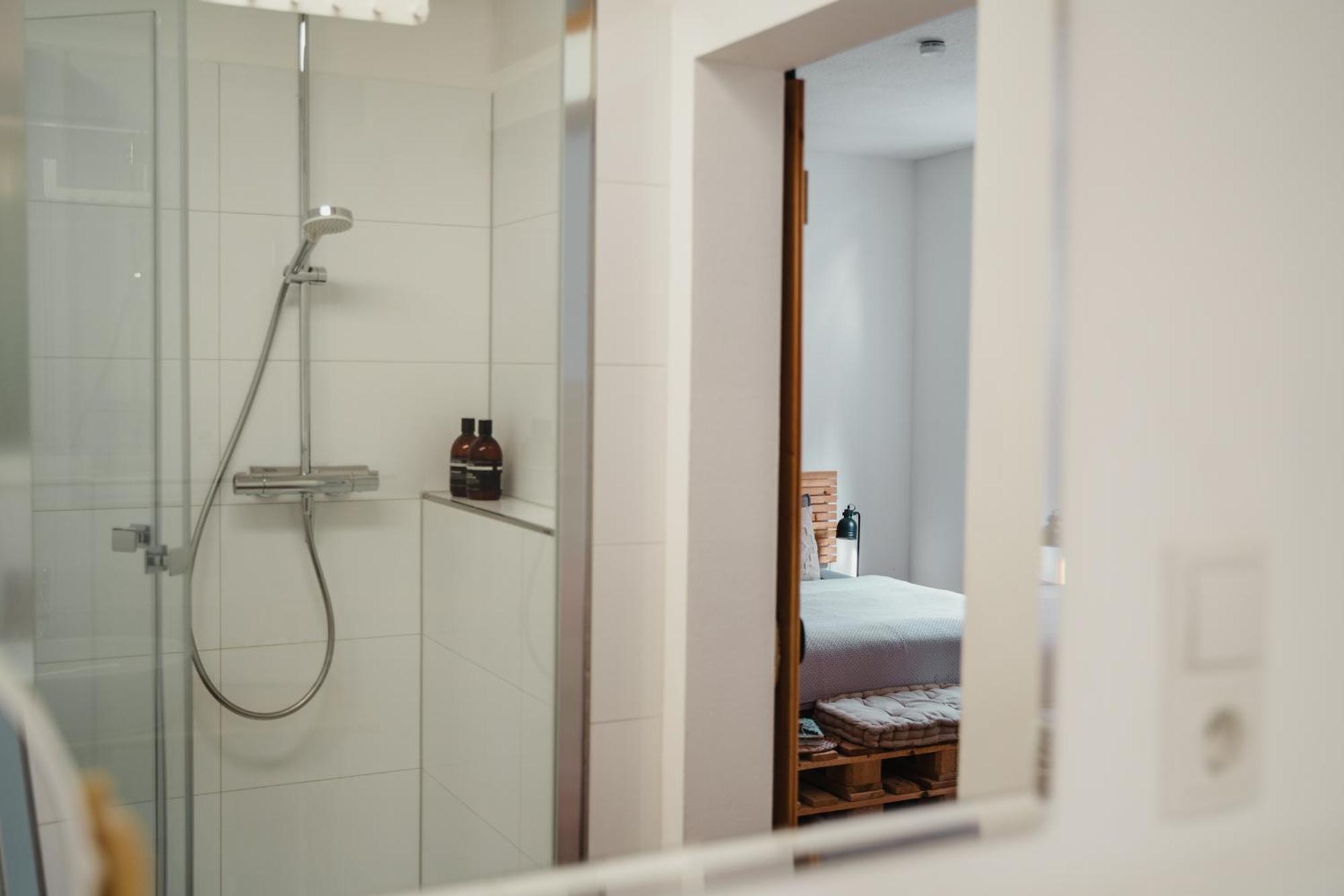 II Gemuetliches 1-Zimmer-Apartment & Eigenes Bad II Koblenz  Dış mekan fotoğraf
